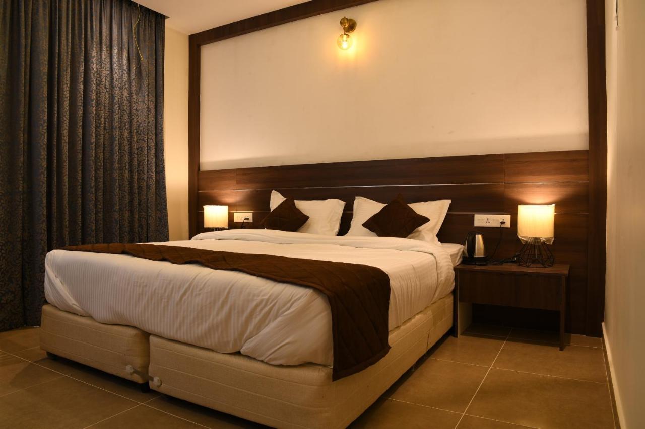 Mirth Hotels And Resorts Kanthalloor Экстерьер фото